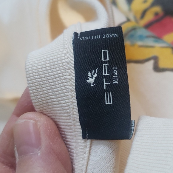 Etro T-Shirt! EUC! - Picture 6 of 7